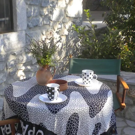 Holiday home Steinhaus In Leonido Mit Parkplatz *
